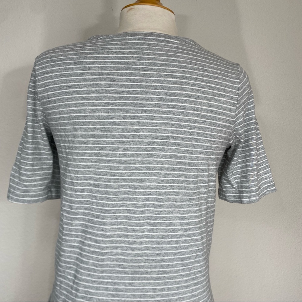 Banana Republic Women's Gray White Stripe Tie Front T-Shirt Size Small Casual - Picture 7 of 14